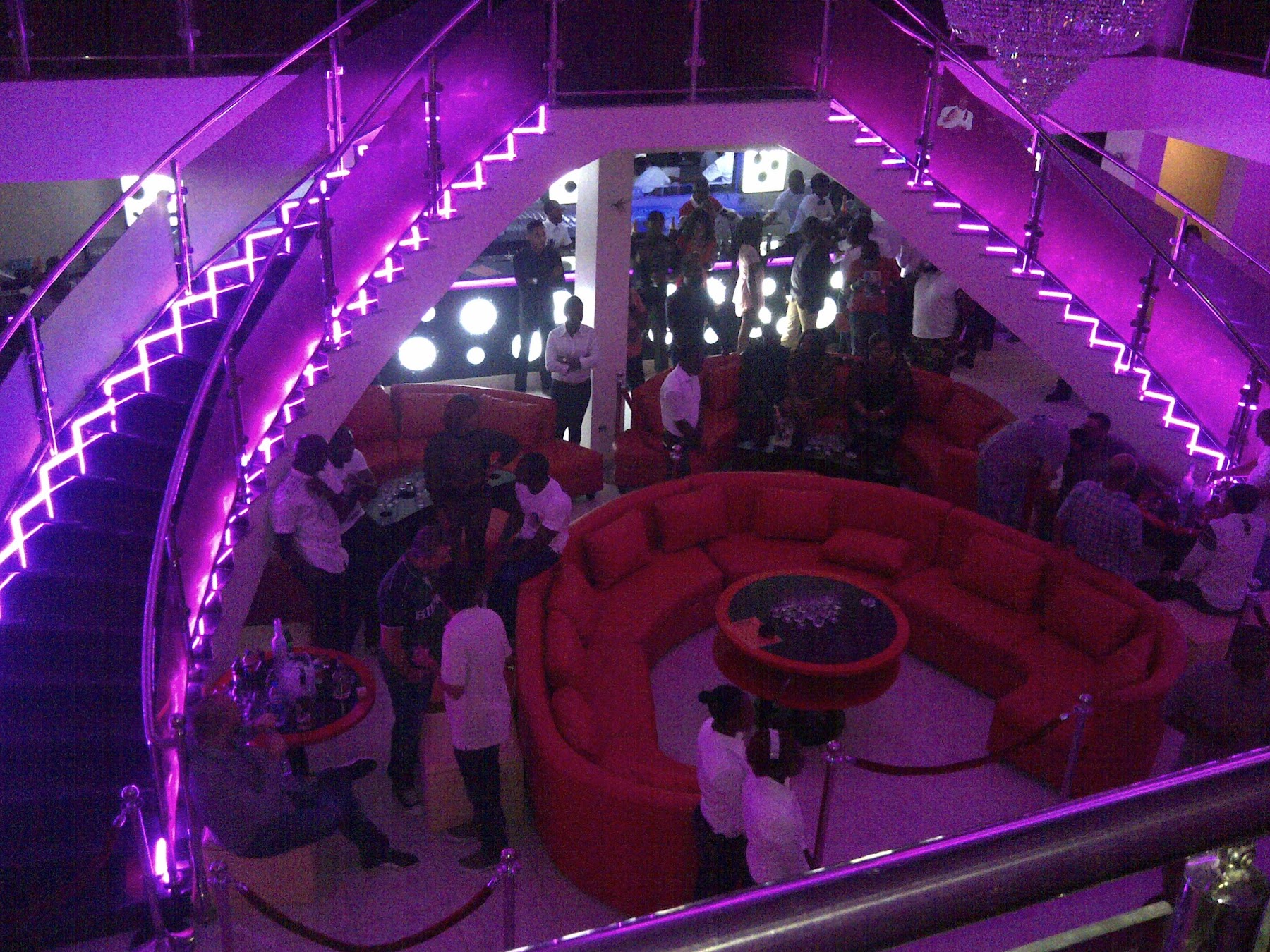 KOLSEG nightlife event atmosphere