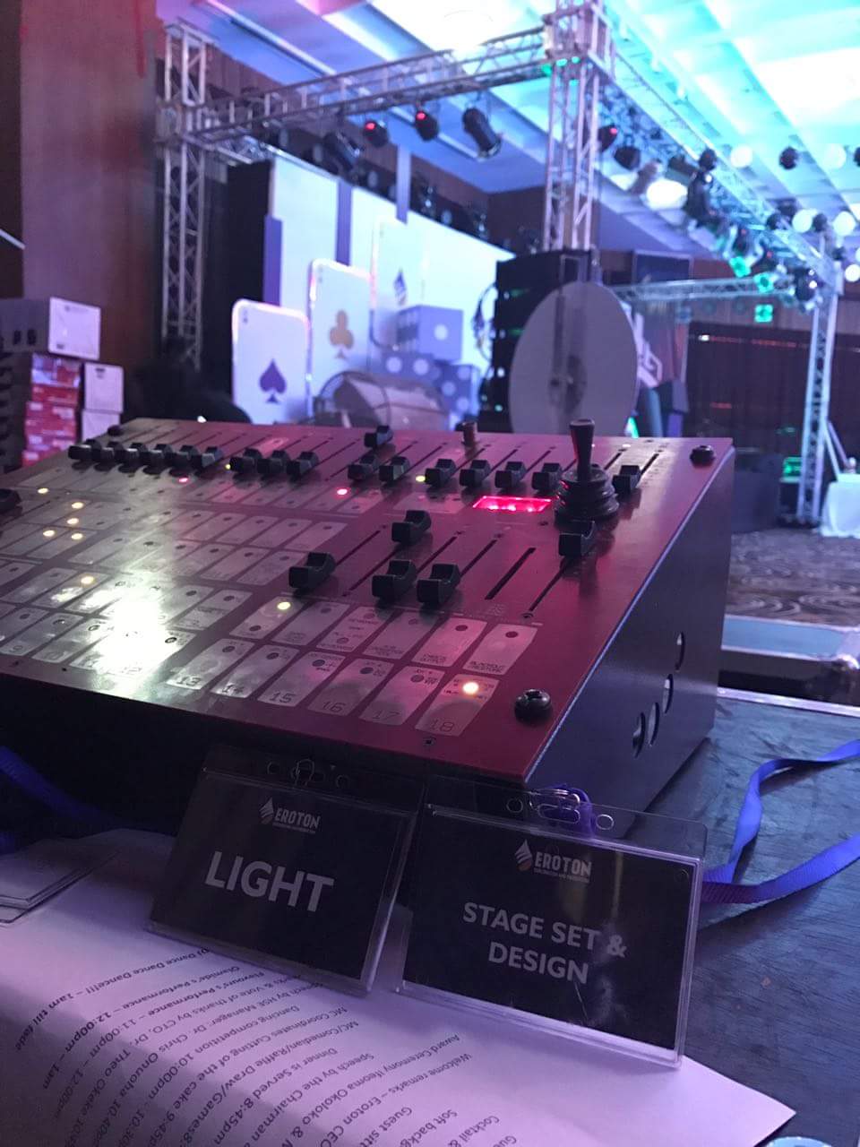 KOLSEG studio performance lighting